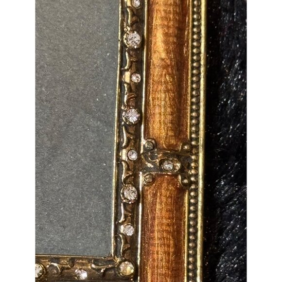 Vintage Ornate Gold Enamel Picture Frame Rhinestone Accents Fits A 4.5" X 3" - Picture 2 of 5